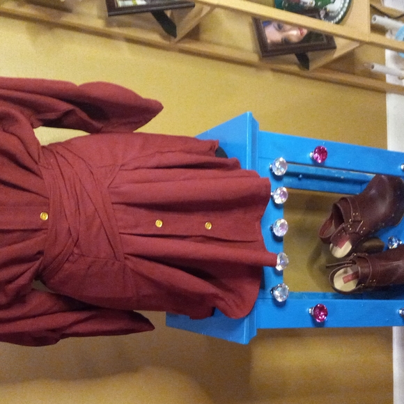 Maroon button down blouse - Picture 5 of 12
